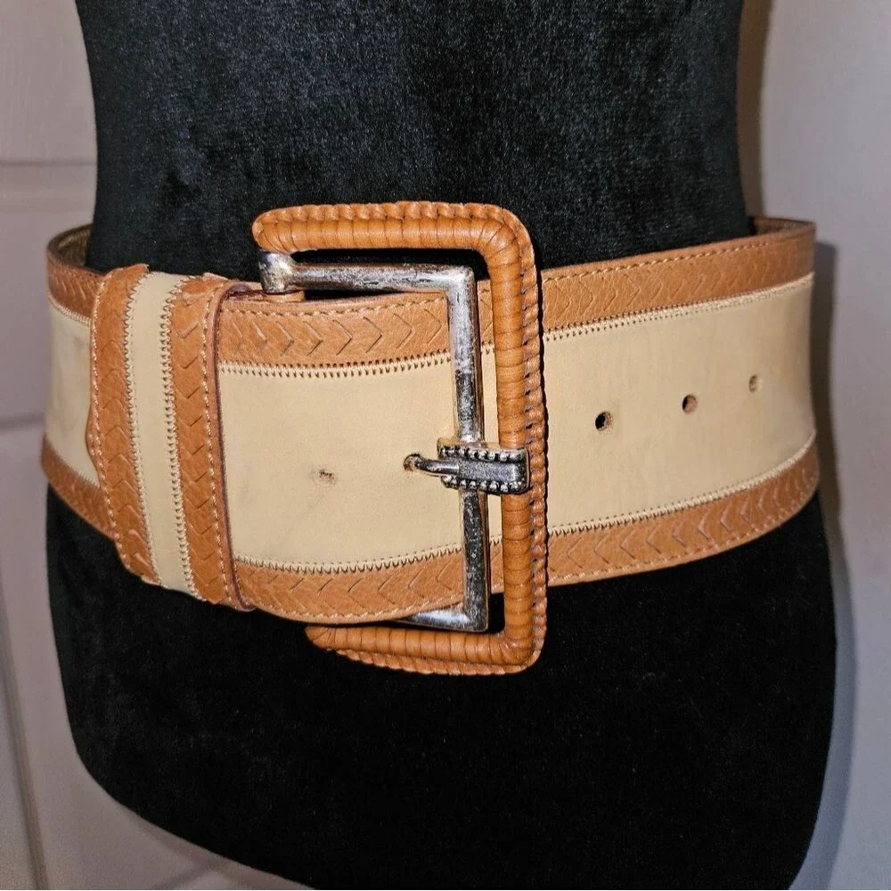 Vintage Linea Pelle Laser Cut Leather Belt Size S